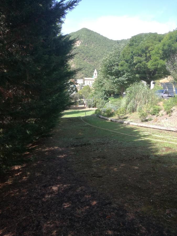 Gites Les Tilleuls Clamensane Экстерьер фото