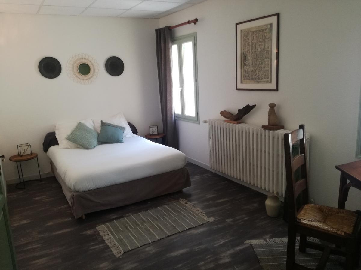 Gites Les Tilleuls Clamensane Экстерьер фото